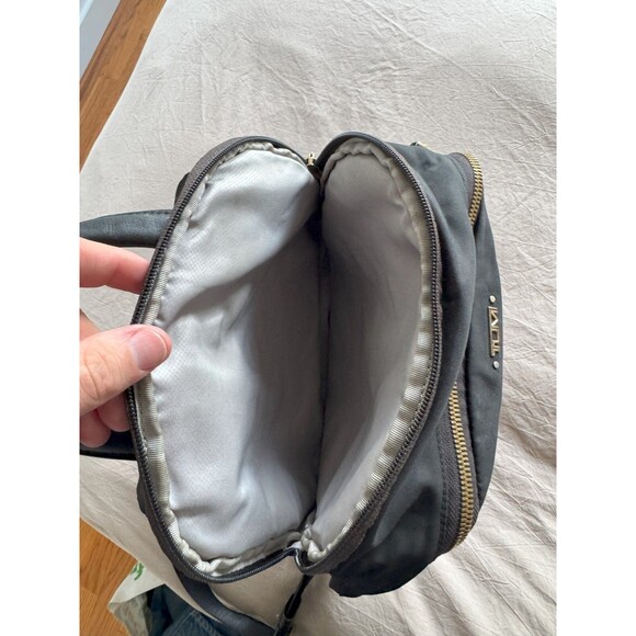 Tumi Womens Small Black Nylon Zip Compartment Voyageur Dori Backpack Bag Work - Picture 4 of 8